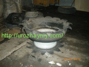 клумбы из резиновых колес