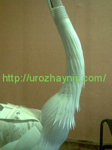 Аист из пластиковых бутылок