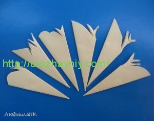 Как красиво вырезать снежинки