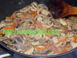 Куриный суп с грибами