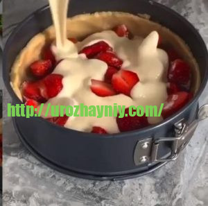 Рецепт вкусного заливного пирога с ягодами